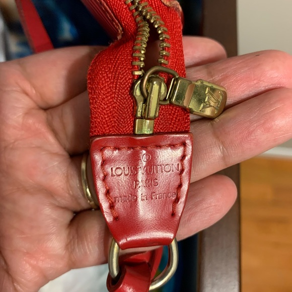 LV Pochette Accessoires Red Epi  Bag - Picture 6 of 11